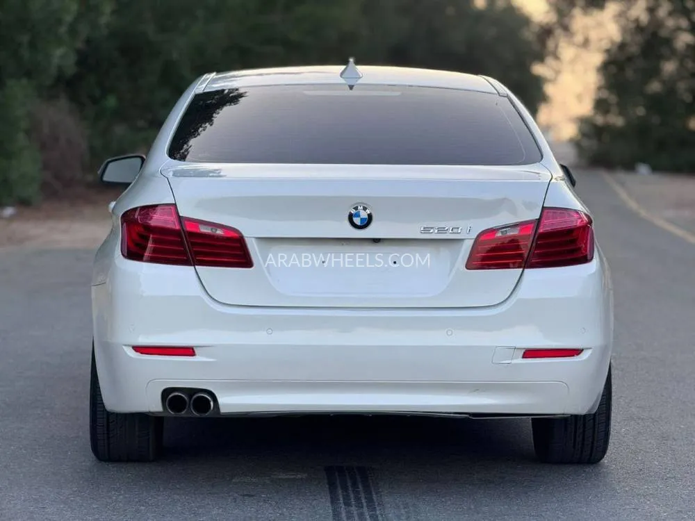 BMW 5 series 2016 for Sale in Sharjah Image-5