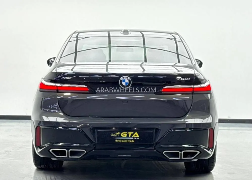 BMW 7 series 2023 for Sale in Dubai Image-5