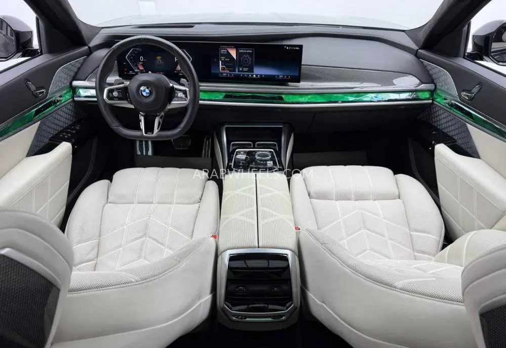 BMW 7 series 2023 for Sale in Dubai Image-9