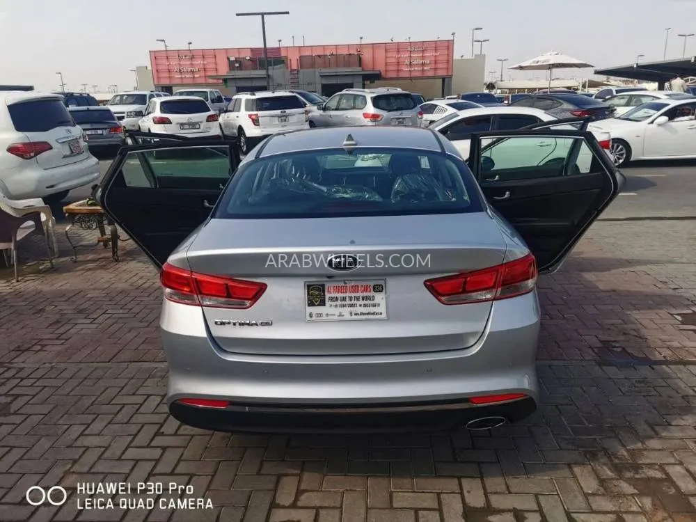 Kia Optima 2018 for Sale in Sharjah Image-9