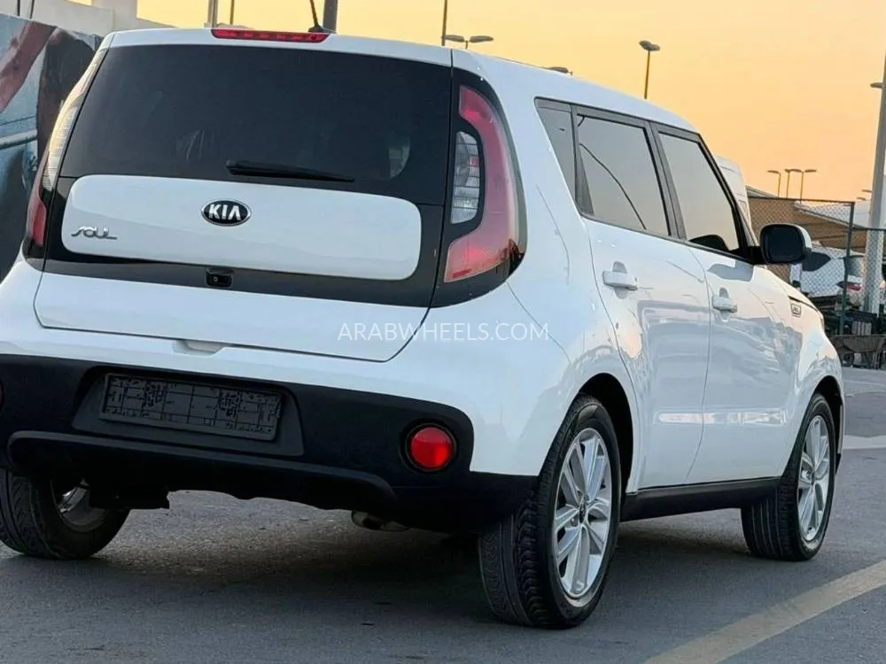Kia Soul 2018 for Sale in Sharjah Image-9