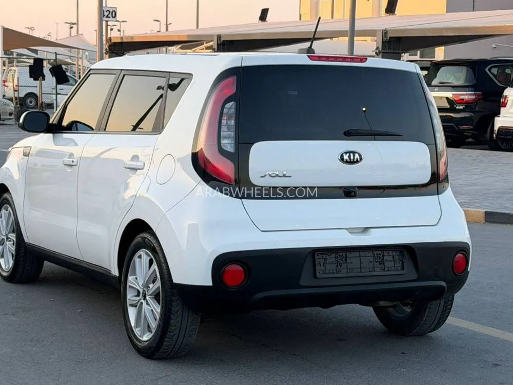 Kia Soul 2018 for Sale in Sharjah Image-12