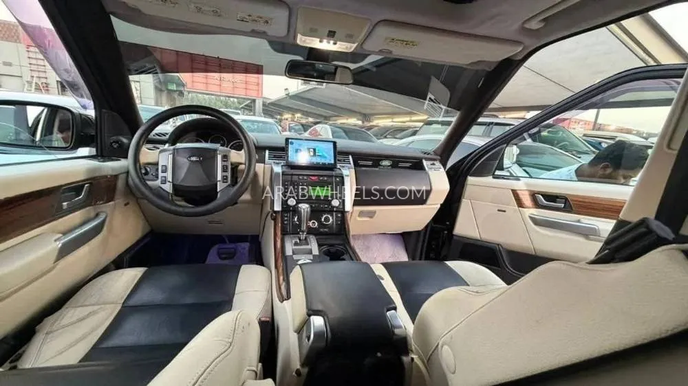 Land Rover Range Rover Sport 2009 for Sale in Sharjah Image-12