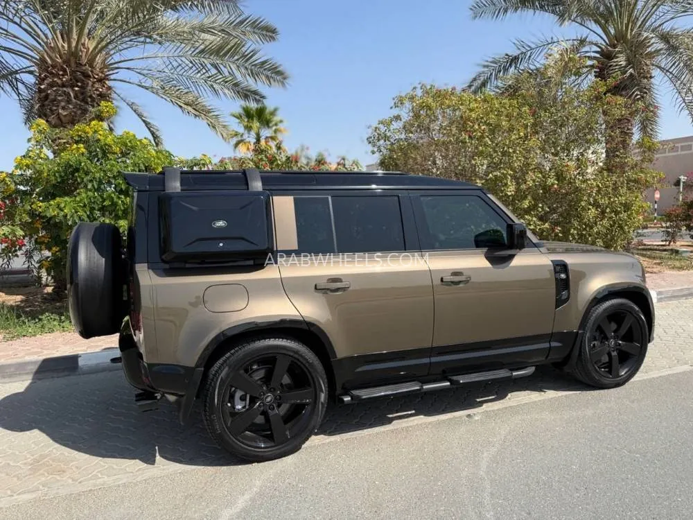 Land Rover Defender 2025 for Sale in Dubai Image-24