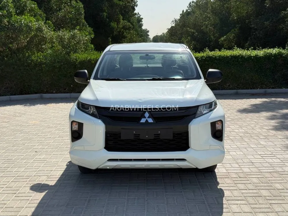 Mitsubishi L200 2021 for Sale in Sharjah Image-3