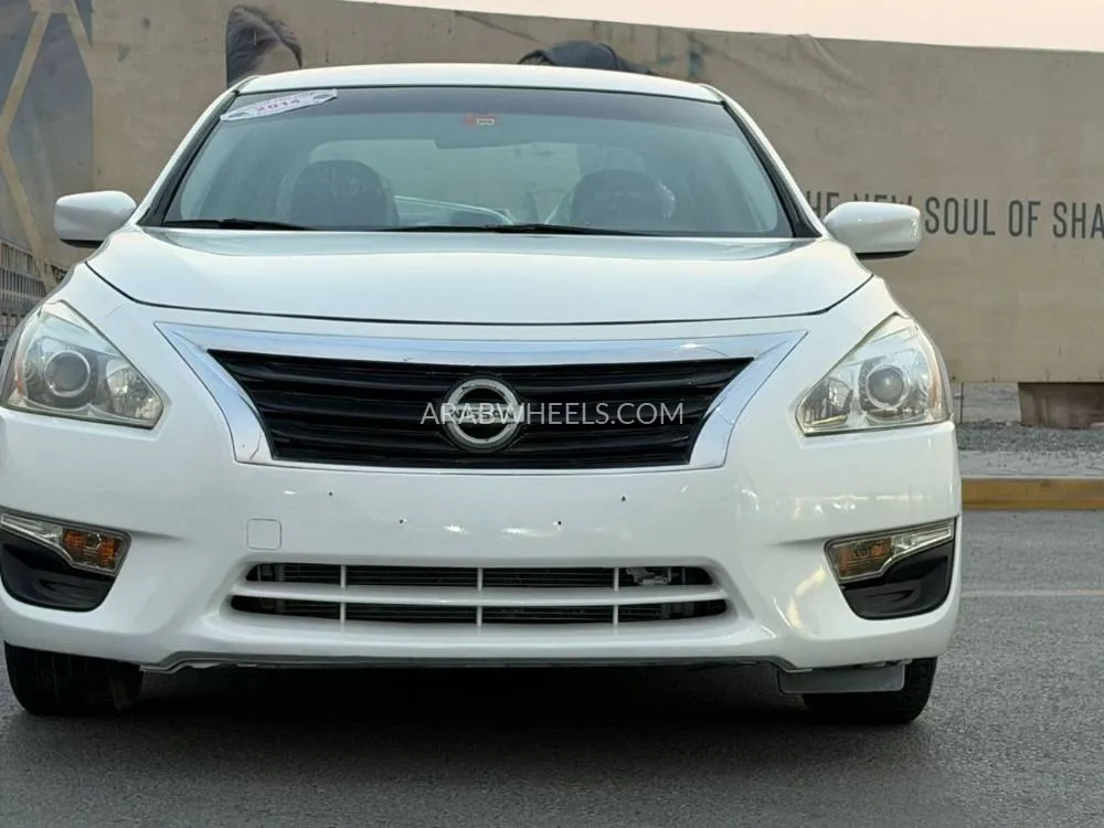 Nissan Altima 2014 for Sale in Sharjah Image-5
