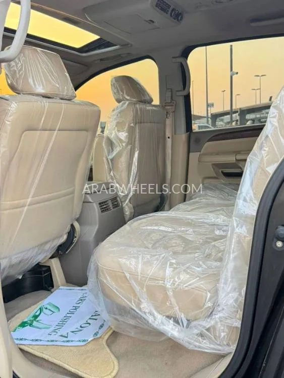 Nissan Armada 2009 for Sale in Sharjah Image-10