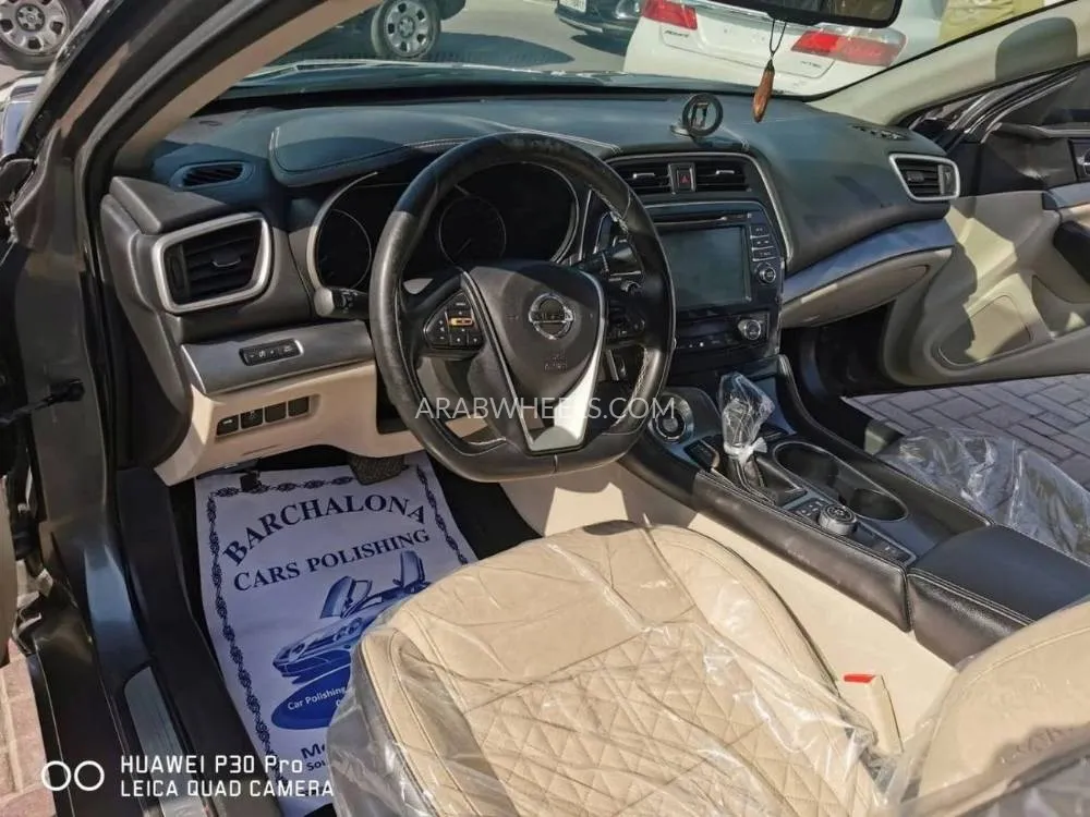 Nissan Maxima 2017 for Sale in Sharjah Image-5