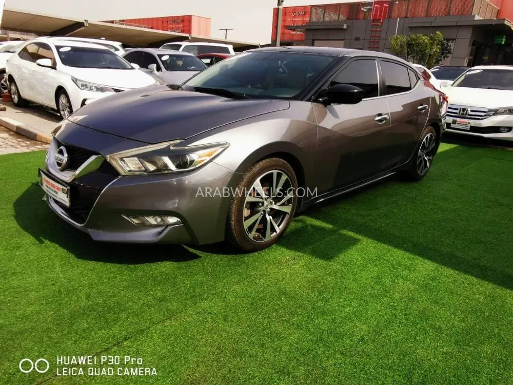 Nissan Maxima 2017 for Sale in Sharjah Image-10