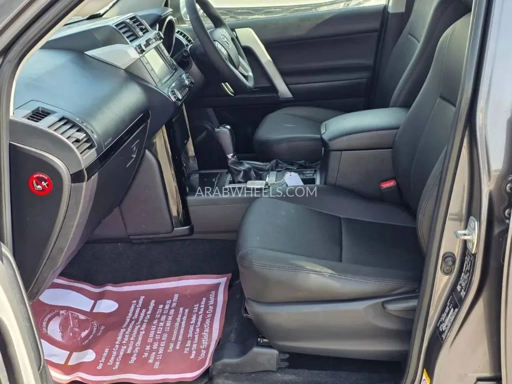 Toyota Land Cruiser Prado 2015 for Sale in Dubai Image-16