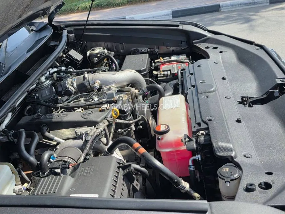 Toyota Land Cruiser Prado 2015 for Sale in Dubai Image-24