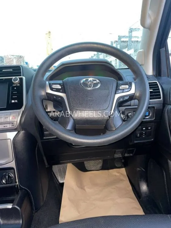 Toyota Land Cruiser Prado 2020 for Sale in Dubai Image-13