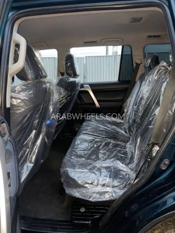 Toyota Land Cruiser Prado 2020 for Sale in Dubai Image-15
