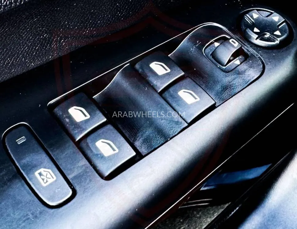 Citroen C5 Aircross 2023 for Sale in Sharjah Image-17