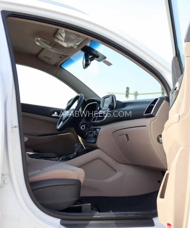 Hyundai Tucson 2020 for Sale in Sharjah Image-10