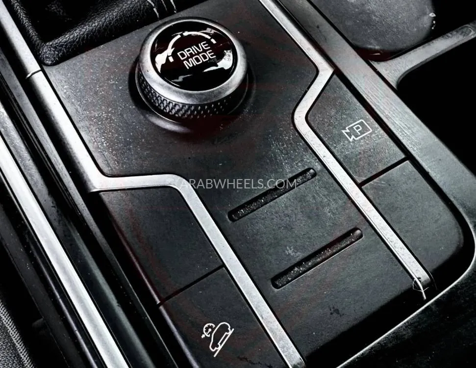 Kia Sorento 2023 for Sale in Sharjah Image-18