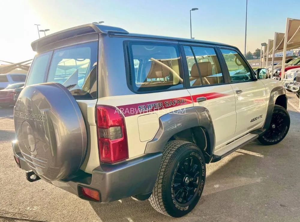 Nissan Patrol 2019 for Sale in Sharjah Image-2