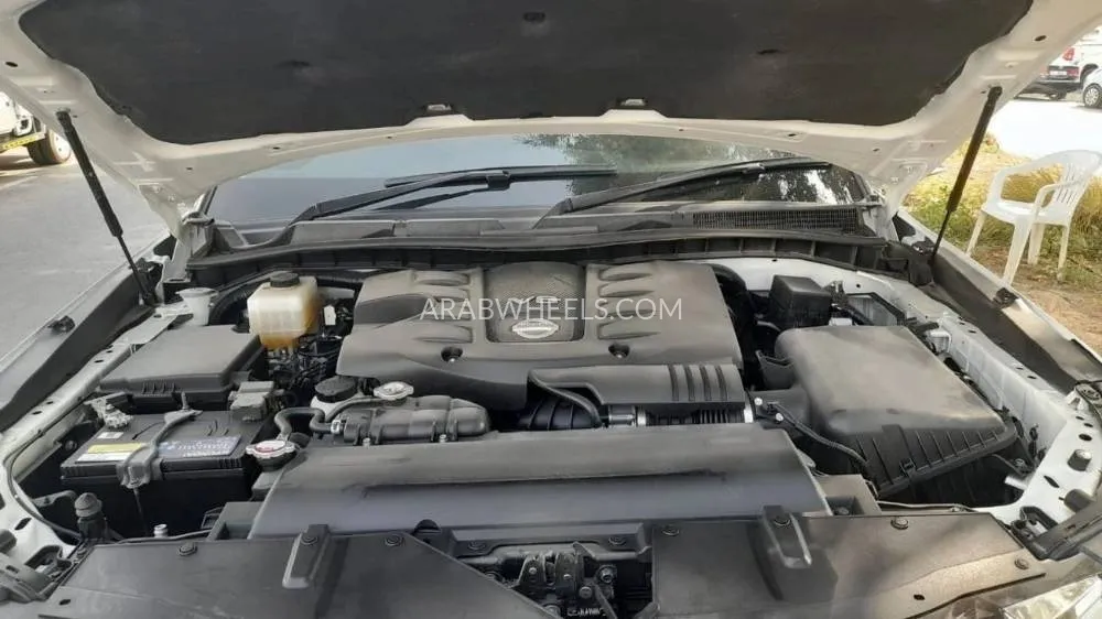 Nissan Patrol 2023 for Sale in Dubai Image-30