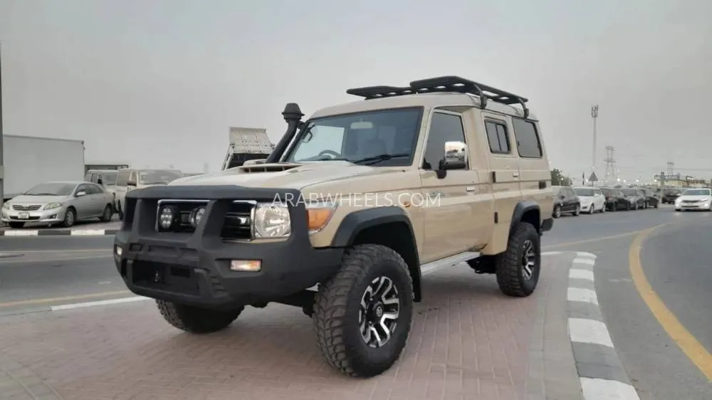 Toyota Land Cruiser 70 Series 2021 for Sale in Dubai Image-2