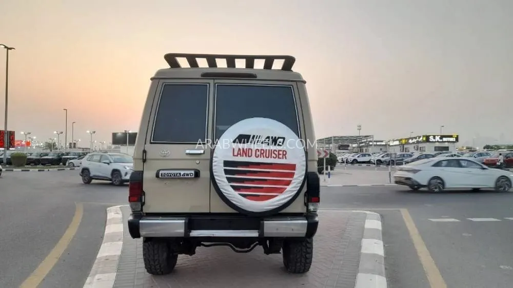Toyota Land Cruiser 70 Series 2021 for Sale in Dubai Image-7
