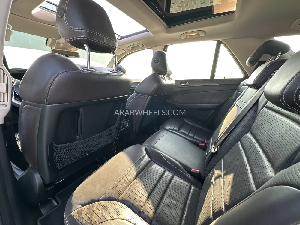 Mercedes Benz GLE Class 2016 for Sale in Ajman Image-7