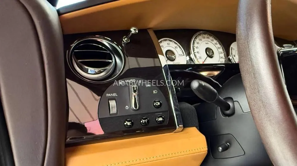 Rolls Royce Wraith 2019 for Sale in Dubai Image-9