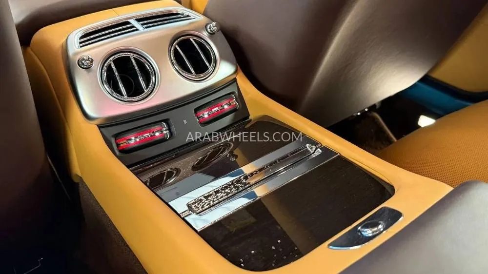 Rolls Royce Wraith 2019 for Sale in Dubai Image-11
