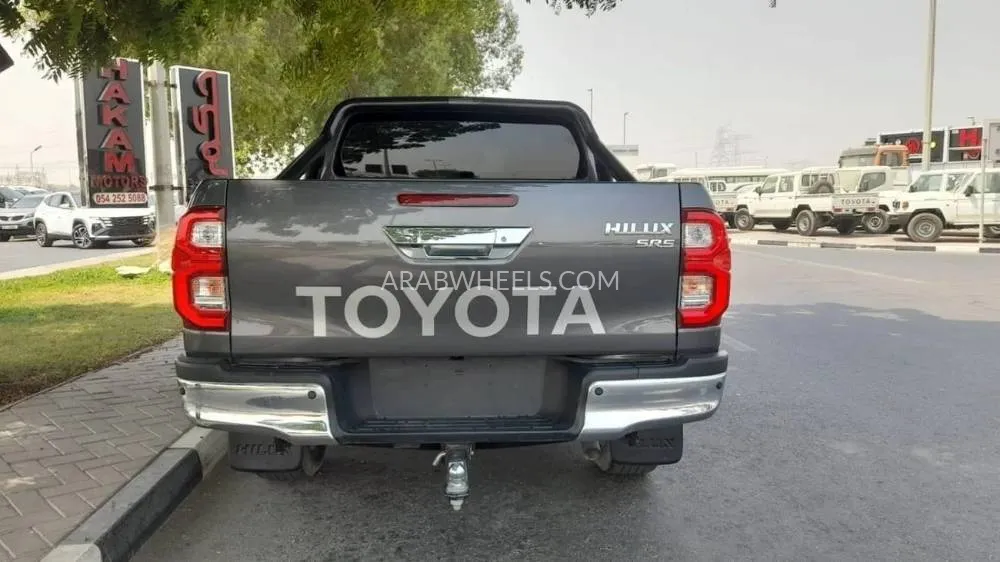 Toyota Hilux 2019 for Sale in Dubai Image-12