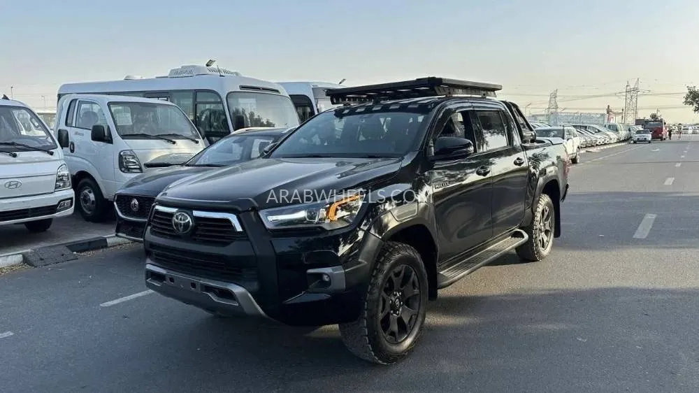 Toyota Hilux 2019 for Sale in Dubai Image-3