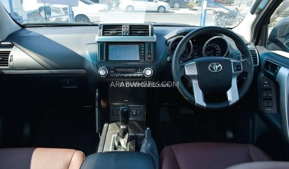 Toyota Land Cruiser Prado 2016 for Sale in Dubai Image-5