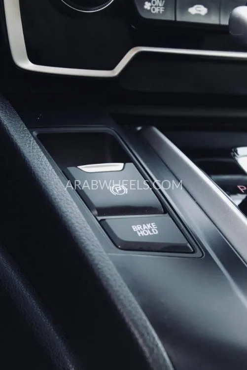 Honda CR-V 2021 for Sale in Dubai Image-16