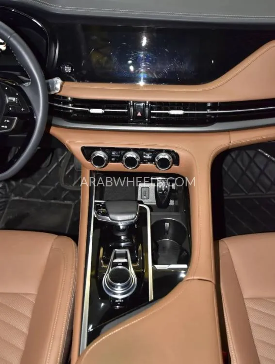 Changan CS95 2025 for Sale in Dubai Image-16