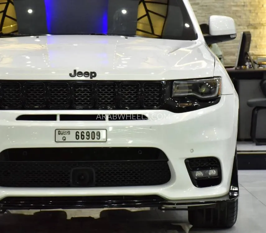 Jeep Cherokee 2020 for Sale in Dubai Image-4