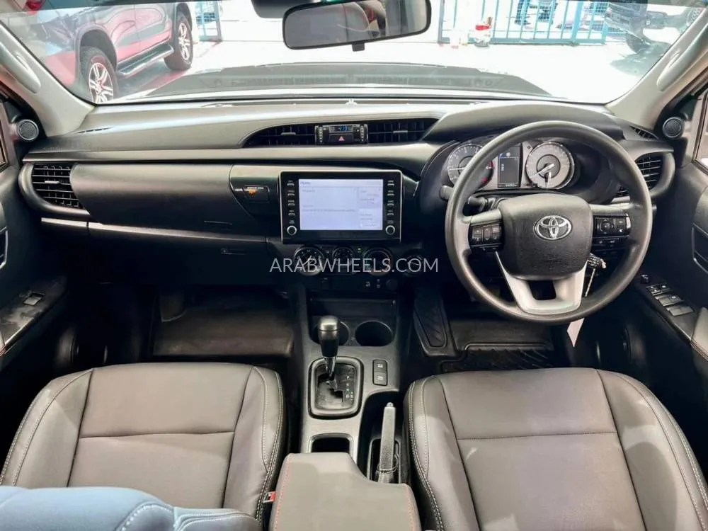 تويوتا هايلوكس 2021 for Sale in دبي Image-19