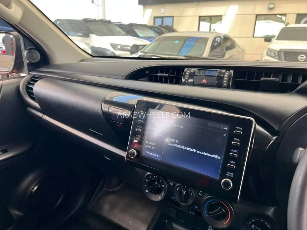 تويوتا هايلوكس 2021 for Sale in دبي Image-15