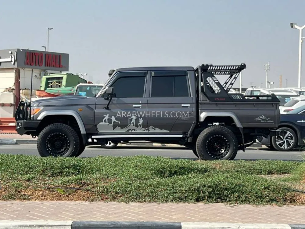 تويوتا لاند كروزر 70 سيريز 2020 for Sale in دبي Image-6