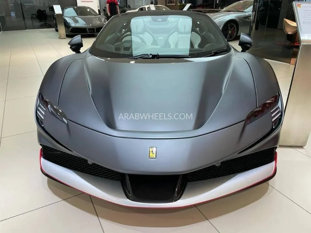 فيراري SF90 سبايدر 2022 for Sale in دبي Image-5