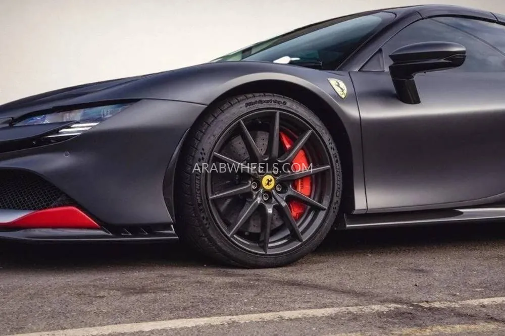فيراري SF90 سبايدر 2022 for Sale in دبي Image-6