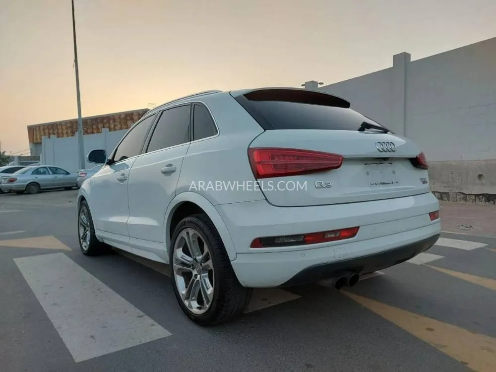 Audi Q3 2016 for Sale in Sharjah Image-5