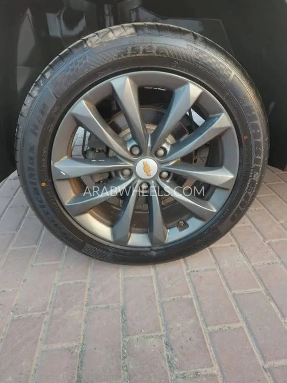 Chevrolet Captiva 2022 for Sale in Sharjah Image-12