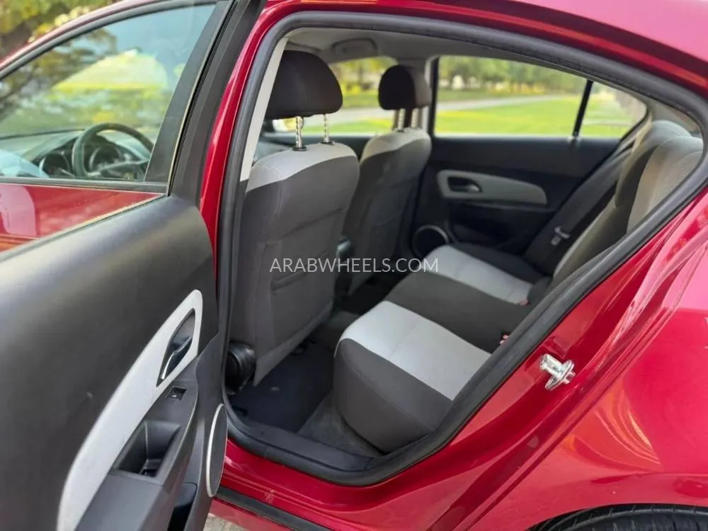 شيفروليه كروز 2016 for Sale in الشارقة Image-12