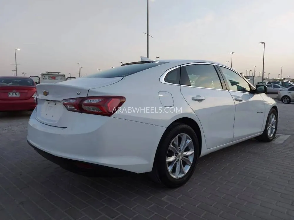 Chevrolet Malibu 2020 for Sale in Sharjah Image-10