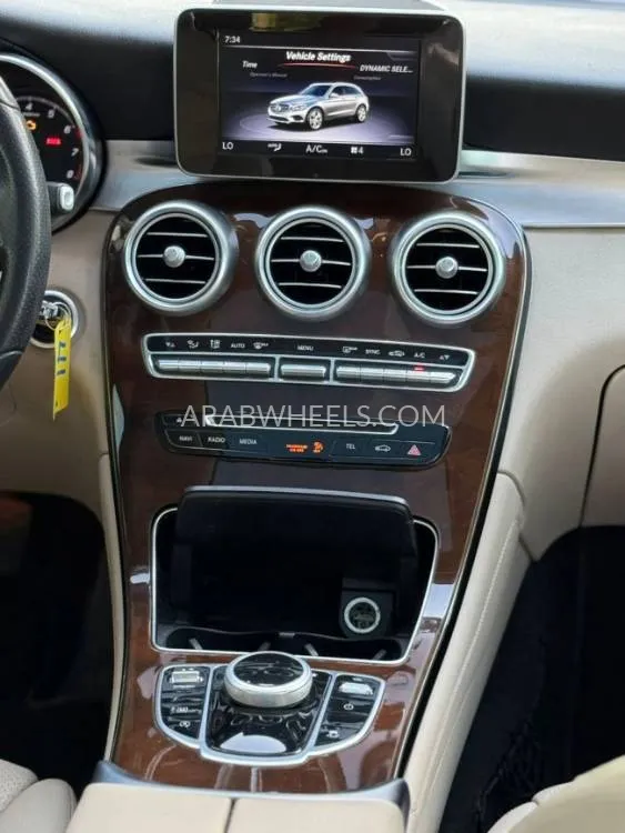 Mercedes Benz GLC Class 2018 for Sale in Sharjah Image-12