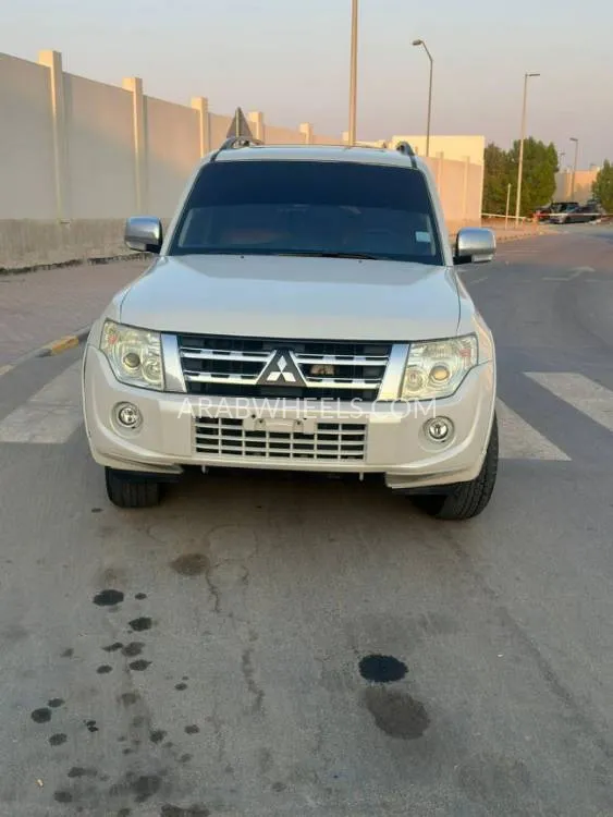 ميتسوبيشي باجيرو 2014 for Sale in الشارقة Image-6