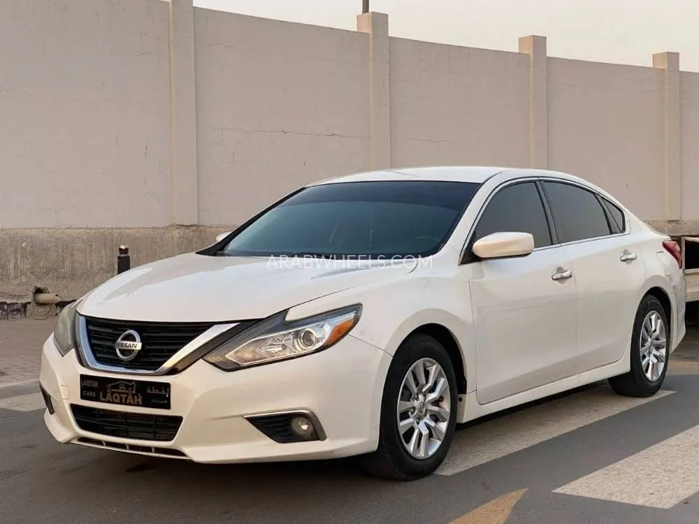 Nissan Altima 2016 for Sale in Sharjah Image-3