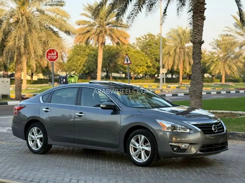 Nissan Altima 2015 for Sale in Sharjah Image-6