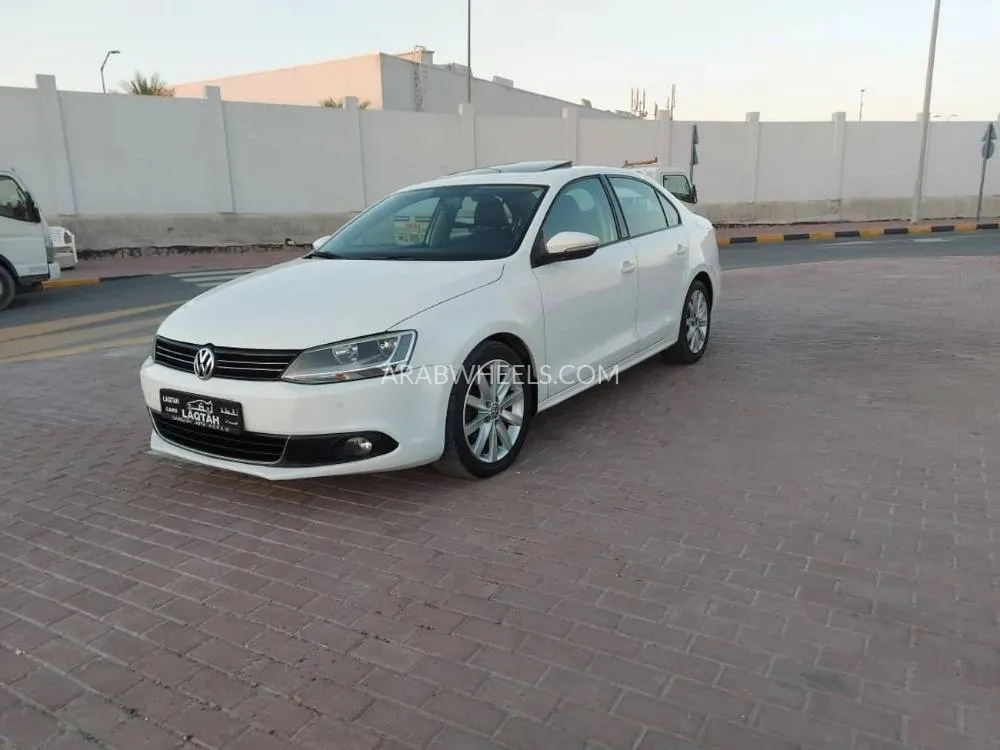 Volkswagen Jetta 2012 for Sale in Sharjah Image-6