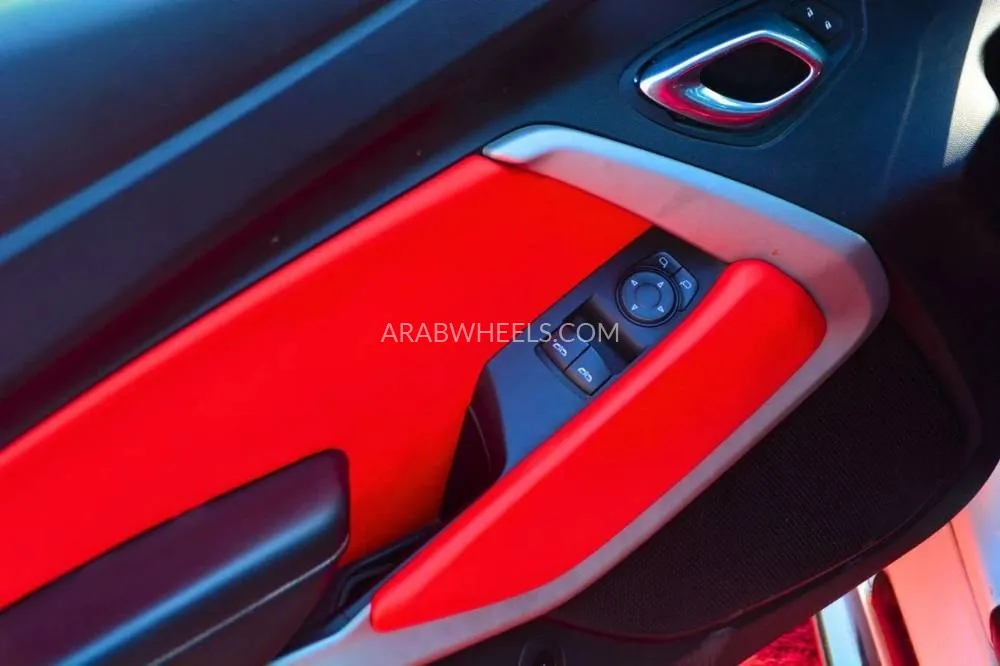 شيفروليه كامارو 2019 for Sale in الشارقة Image-13