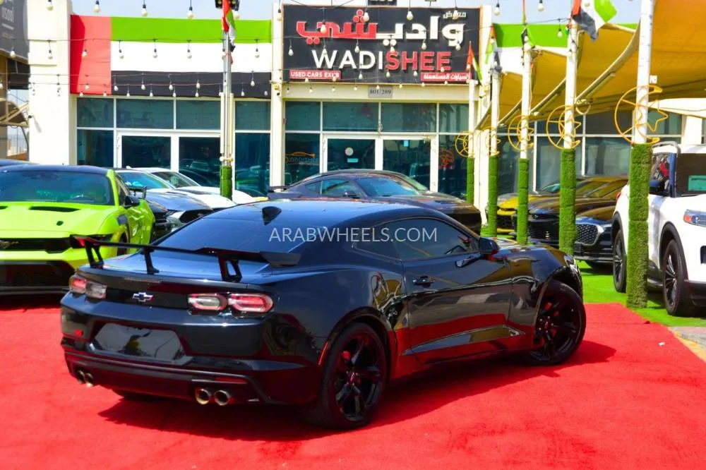 Chevrolet Camaro 2023 for Sale in Sharjah Image-19