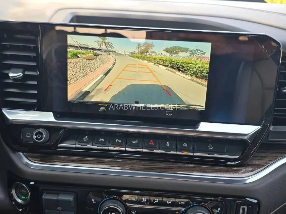 Chevrolet Silverado 2024 for Sale in Dubai Image-9